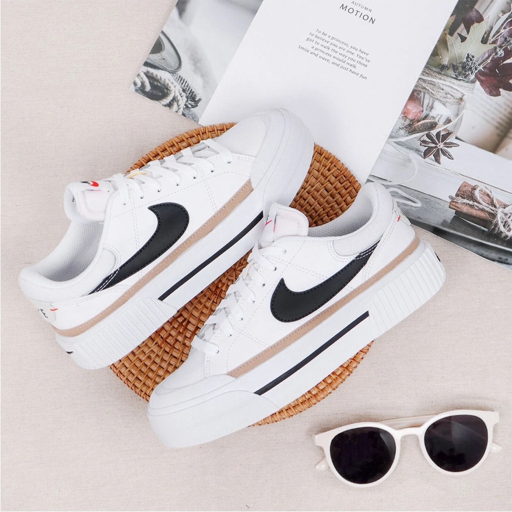 NIKE WOMENS COURT LEGACY LIFT SNEAKER - WHITE